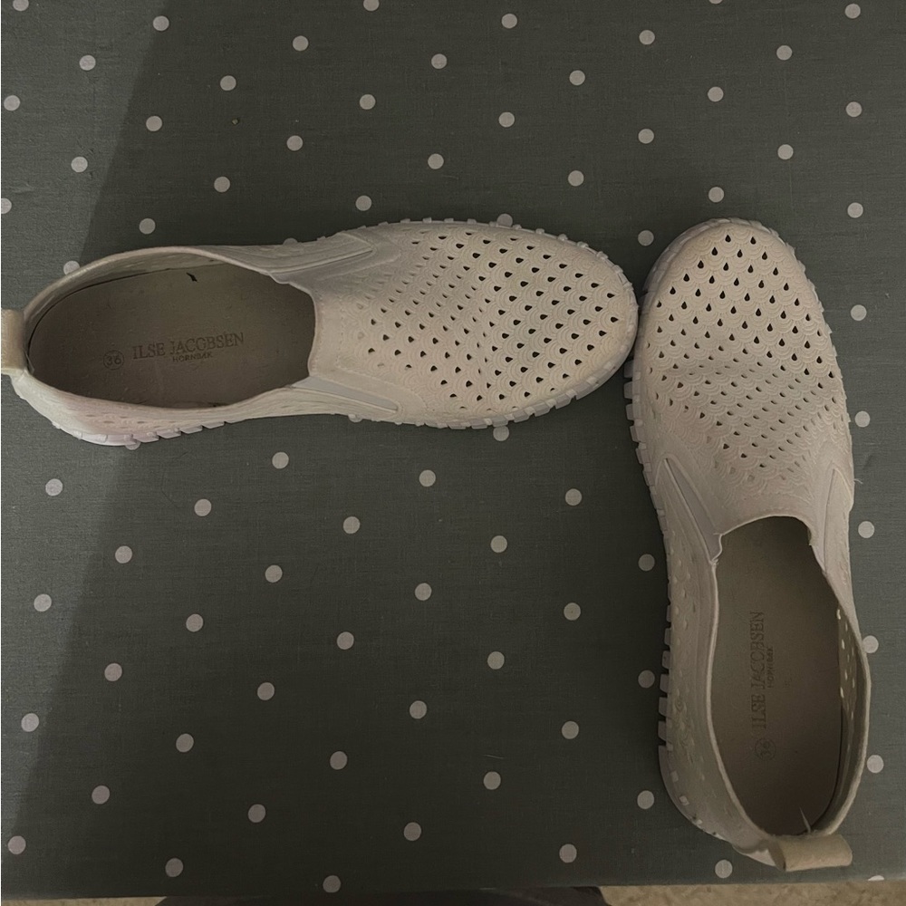 ILSE JACOBSEN Tulip Slip-on Sneaker (Women) White size 36 US 6